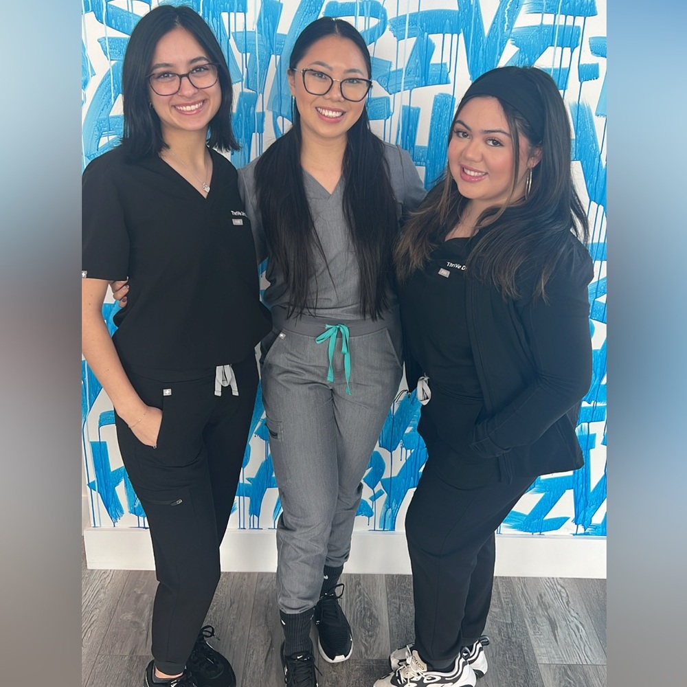 Lightly Worn Figs Scrub Set - Graphite